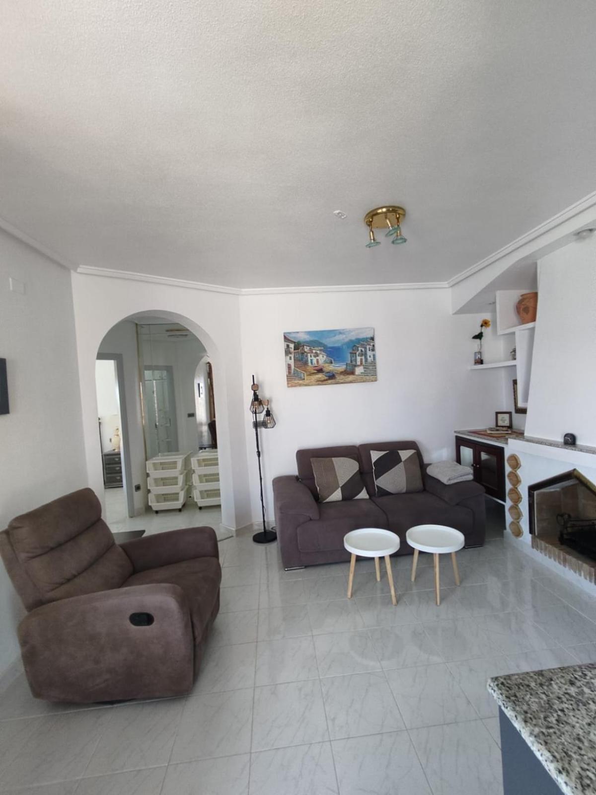 Schoenes Ruhiges Rooftop Apartment Mit Grosser Dachterrasse 또레비에하 외부 사진