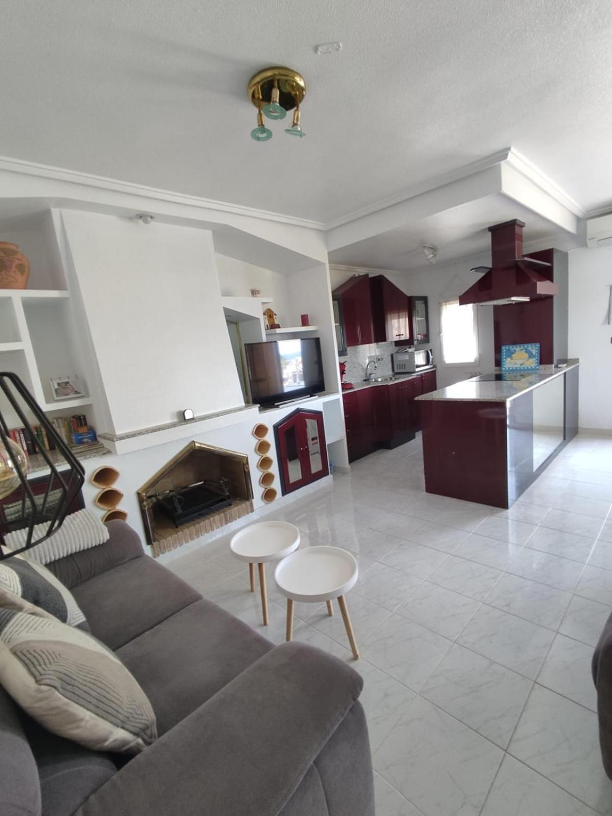 Schoenes Ruhiges Rooftop Apartment Mit Grosser Dachterrasse 또레비에하 외부 사진